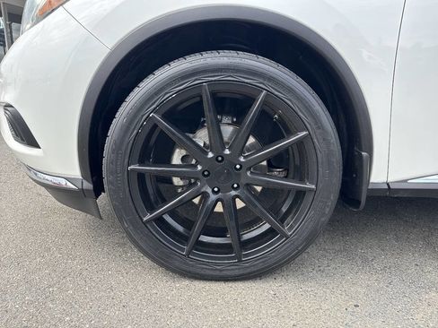 Used 2015 Nissan Murano S w/ Cargo Package image 2