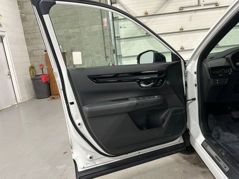 Used 2023 Honda CR-V Sport Touring image 13