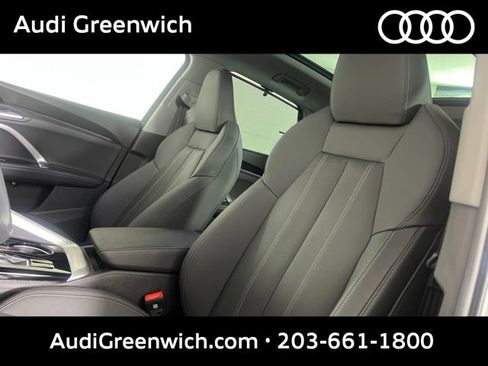 Used 2025 Audi Q5 Premium Plus w/ Premium Plus AWD/4WD image 22