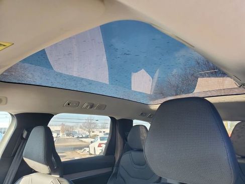 New 2025 Volvo EX90 Ultra image 13