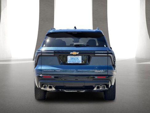 New 2026 Chevrolet Traverse High Country w/ LPO, Floor Liner Package AWD/4WD image 5