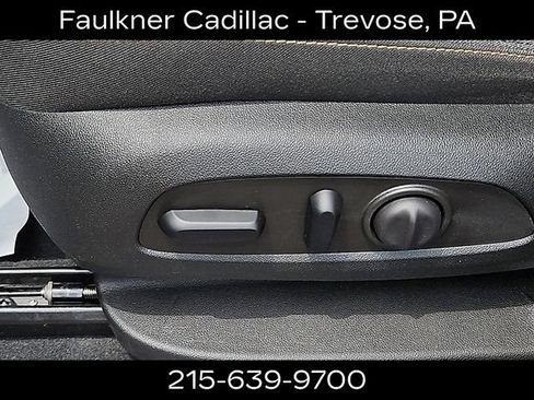 Used 2023 Chevrolet Equinox LT AWD/4WD image 25