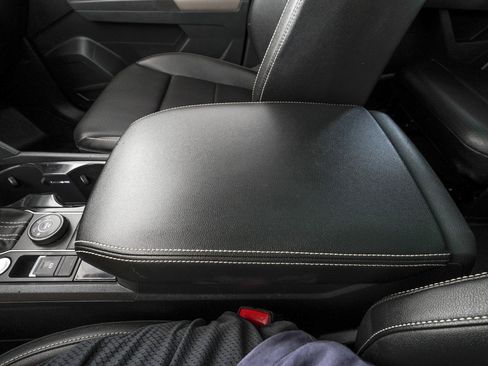 Used 2022 Volkswagen Atlas SEL image 28