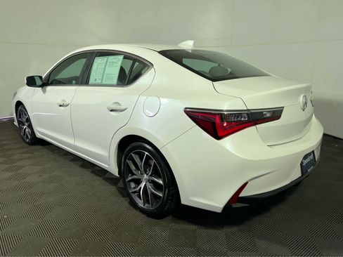 Certified 2022 Acura ILX w/ Premium Package image 5