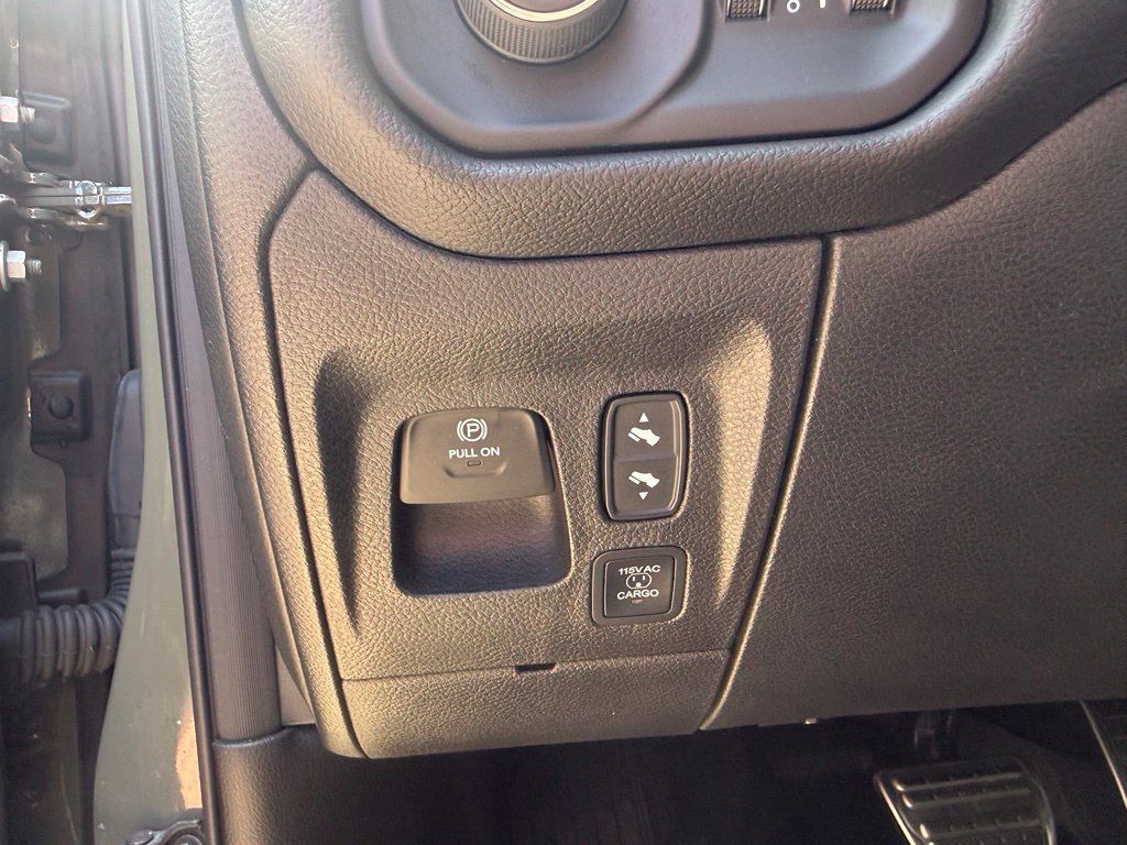 Used 2026 RAM 1500 Rebel w/ G/T Package AWD/4WD image 25