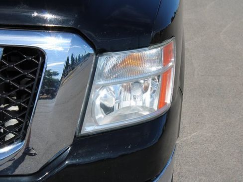 Used 2016 Nissan NV 3500 SL image 12