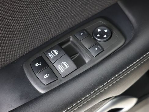 Used 2021 Dodge Challenger R/T Scat Pack RWD image 21