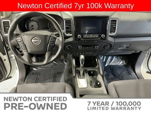 Used 2023 Nissan Frontier SV w/ Technology Package AWD/4WD image 17