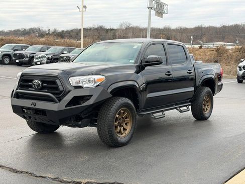 Used 2023 Toyota Tacoma SR image 10