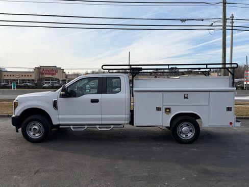 Used 2019 Ford F350 XL w/ Power Equipment Group image 13