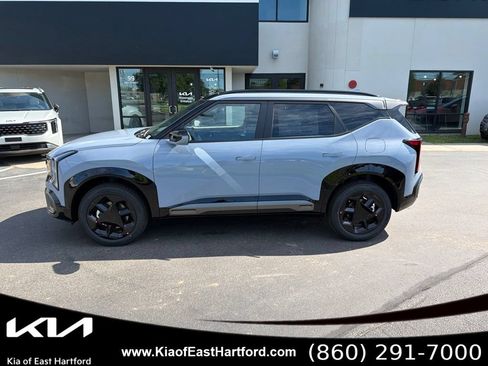 New 2027 Kia Seltos X-Line S w/ X-Line S Premium Package AWD/4WD image 2