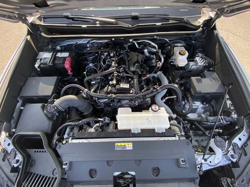 Used 2024 Toyota Tacoma TRD Off-Road w/ TRD Off Road Upgrade Package AWD/4WD image 24