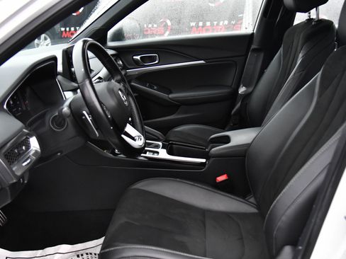 Used 2025 Acura Integra A-Spec image 18