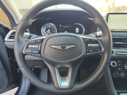 Certified 2026 Genesis G70 2.5T RWD image 19