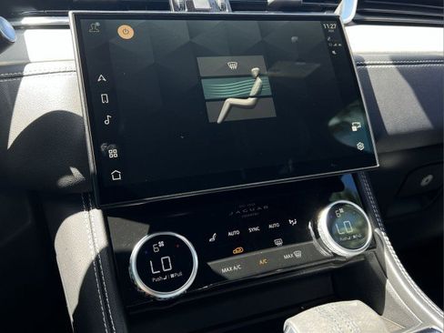 Used 2025 Jaguar F-PACE R-Dynamic S image 29