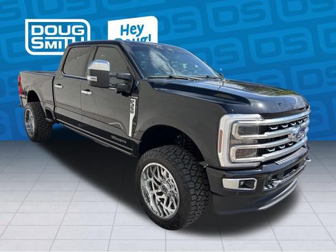 Used 2024 Ford F350 Platinum AWD/4WD image 7