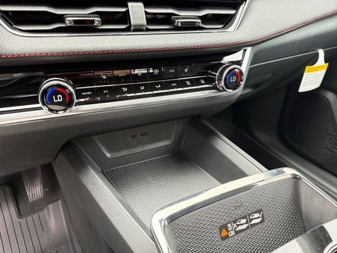 New 2026 Chevrolet Equinox RS w/ Safety and Technology Package FWD image 30