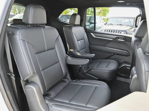 New 2026 GMC Acadia Elevation w/ Black Edition FWD image 25