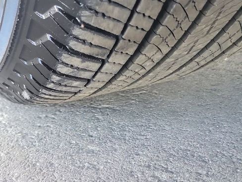 Used 2019 Chevrolet Silverado 1500 LT w/ All-Star Edition image 32