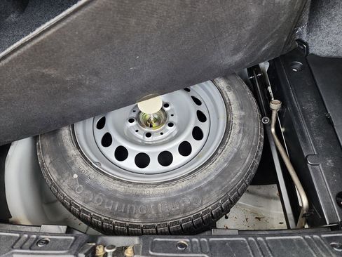 Used 1998 BMW 328i Convertible image 28