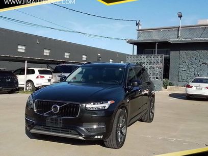 Used 2016 Volvo XC90 T6 Momentum w/ Momentum Plus Package