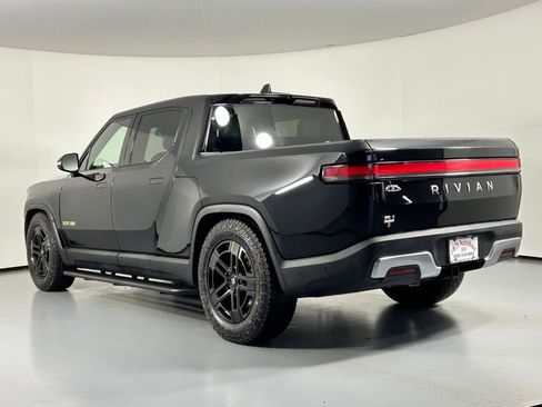 Used 2022 Rivian R1T Adventure image 5