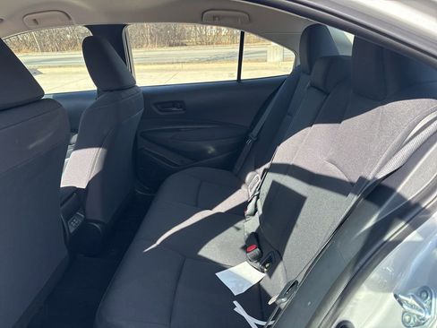 Used 2025 Toyota Corolla LE image 16