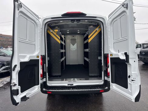 New 2026 Ford Transit 250 148 Medium Roof w/ Exterior Upgrade Package RWD image 37