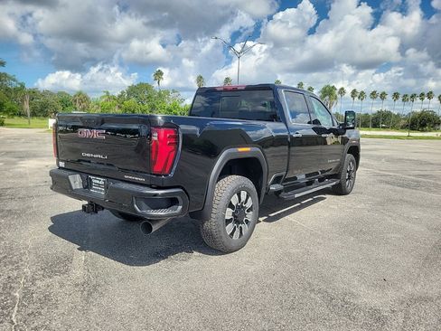 New 2026 GMC Sierra 2500 Denali w/ Denali Reserve Package image 5