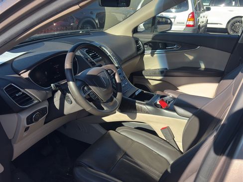 Used 2019 Lincoln Nautilus Reserve AWD/4WD image 7