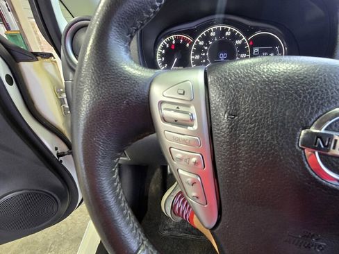 Used 2016 Nissan Versa Note SV image 14