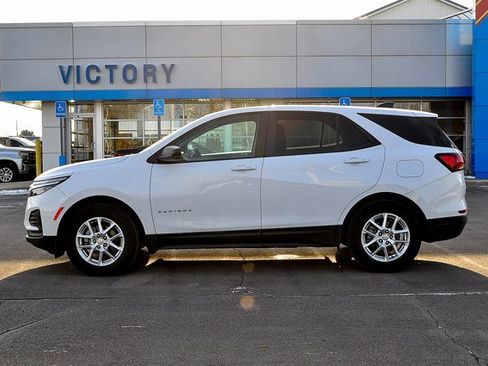 Used 2023 Chevrolet Equinox LS w/ LS Convenience Package image 6