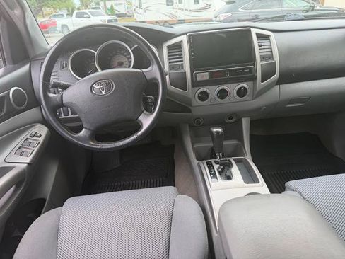 Used 2007 Toyota Tacoma PreRunner RWD image 7