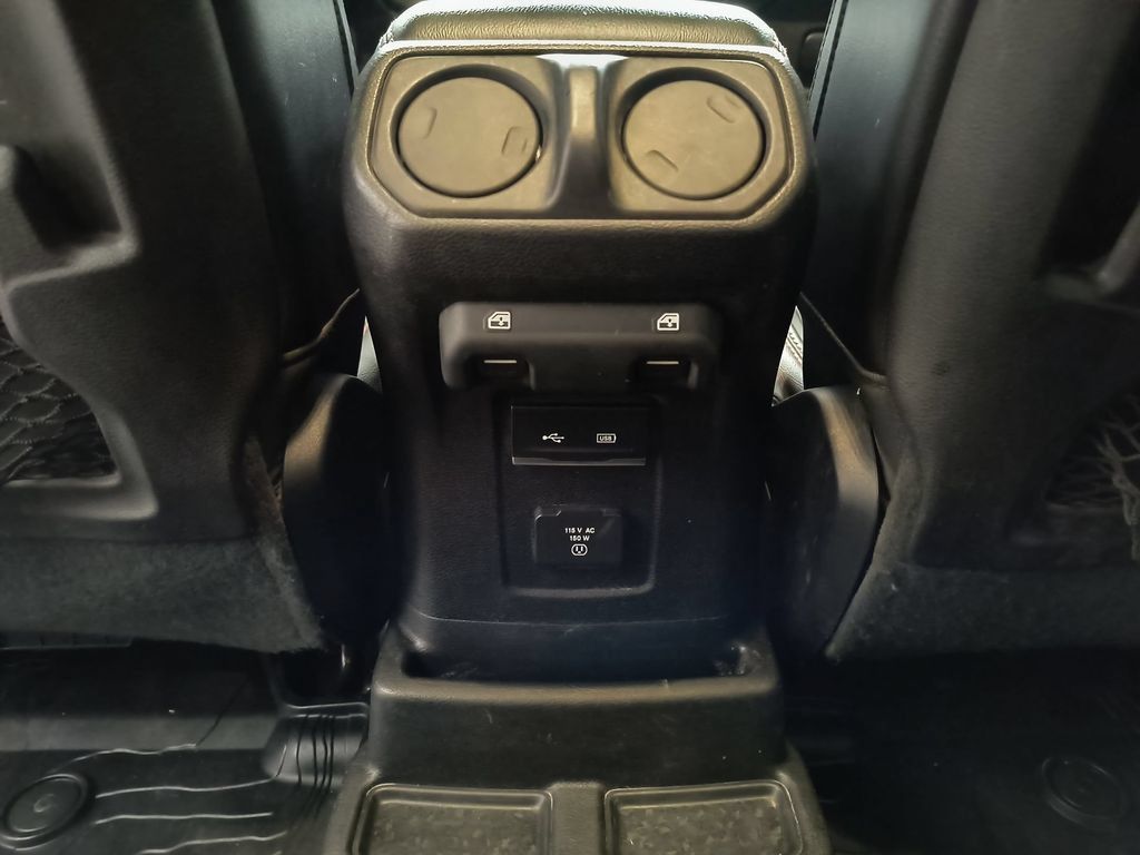 Used 2019 Jeep Wrangler Unlimited Rubicon AWD/4WD image 26