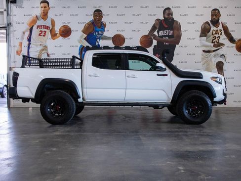 Used 2020 Toyota Tacoma TRD Pro image 19