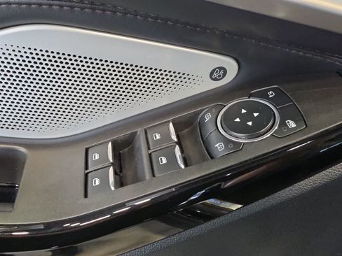 Used 2023 Ford Explorer Platinum w/ Technology Package AWD/4WD image 20