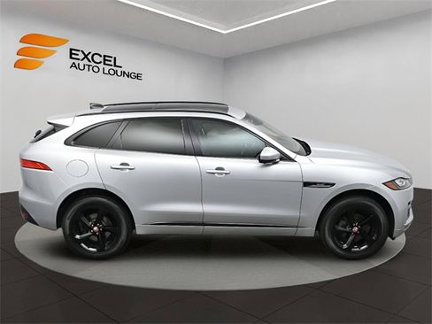 Used 2020 Jaguar F-PACE R-Sport image 51