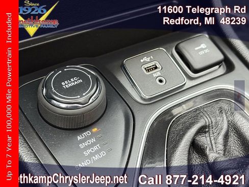 Certified 2022 Jeep Cherokee Limited image 29