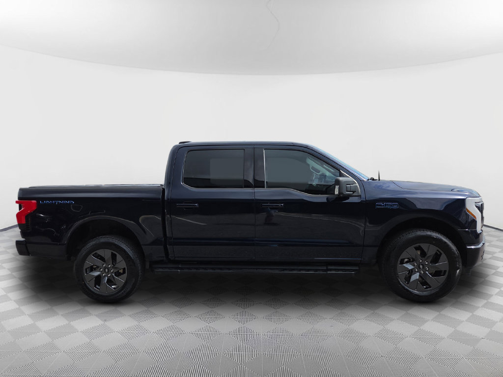 Used 2025 Ford F150 Lightning Flash AWD/4WD image 9