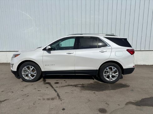 Used 2020 Chevrolet Equinox LT image 4