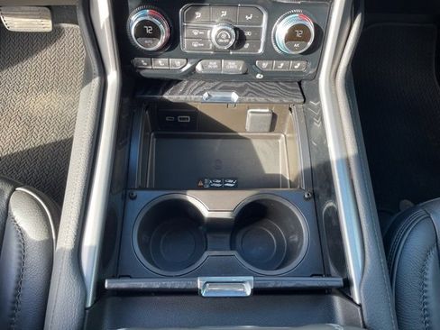 Used 2024 GMC Yukon Denali w/ Advanced Technology Package image 20