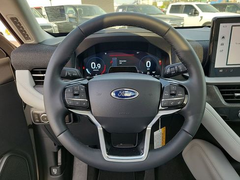 New 2026 Ford Explorer Platinum AWD/4WD image 19