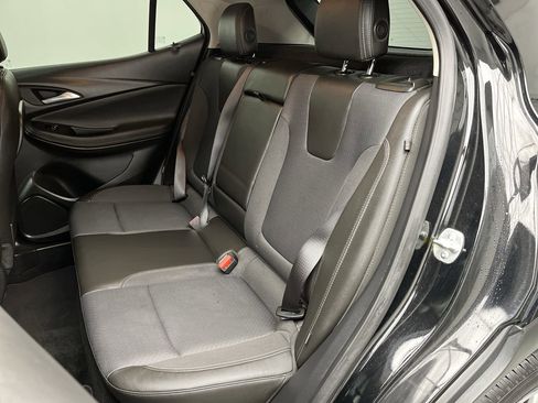 Certified 2024 Buick Encore GX Preferred w/ Comfort Package AWD/4WD image 11