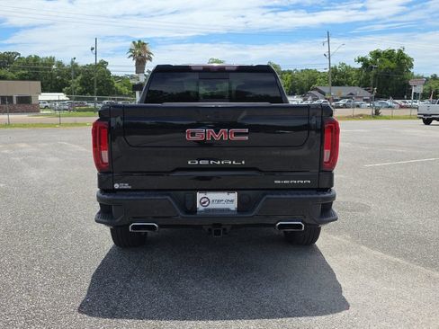 Used 2021 GMC Sierra 1500 Denali w/ Denali Ultimate Package AWD/4WD image 5
