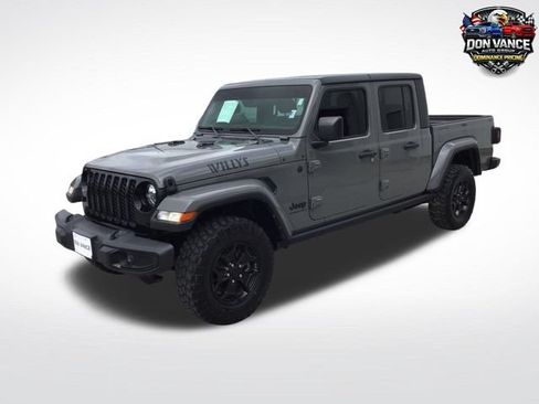Used 2023 Jeep Gladiator Sport AWD/4WD image 1
