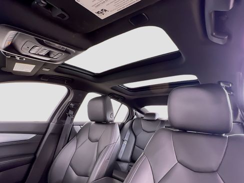 Used 2023 Cadillac CT5 Luxury w/ Sun And Sound Package image 22