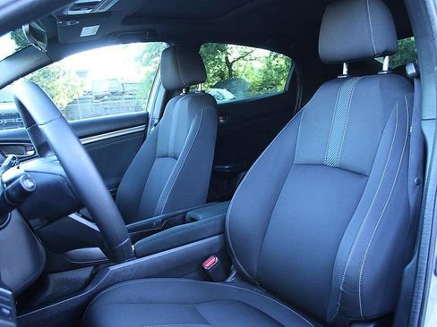 Used 2019 Honda Civic EX image 8