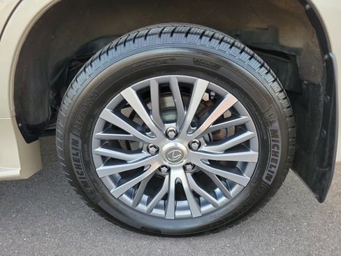 Used 2018 Lexus LX 570 LX 570 image 29