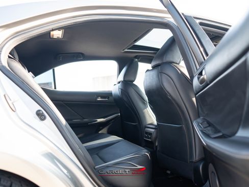 Used 2020 Lexus IS 300 F Sport w/ F Sport Package image 19