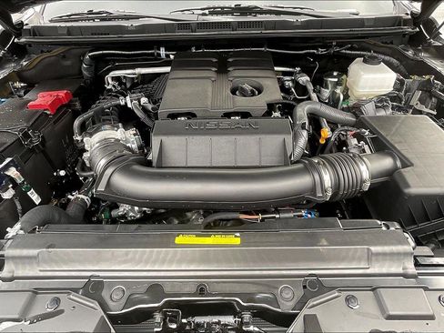 New 2026 Nissan Frontier PRO-4X w/ Pro-4x Convenience Package image 11